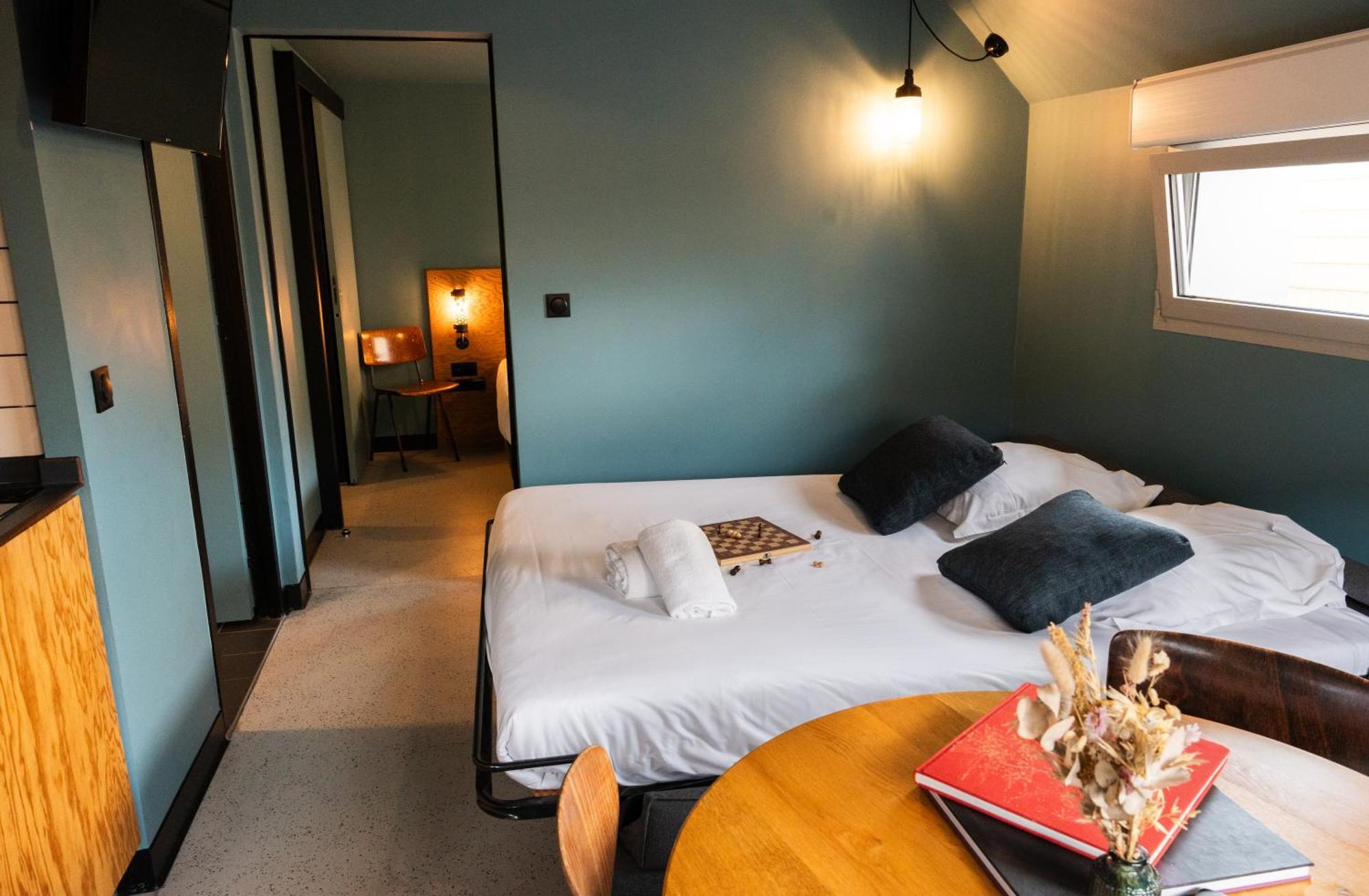 Отель Eklo Bordeaux Centre Bastide Экстерьер фото