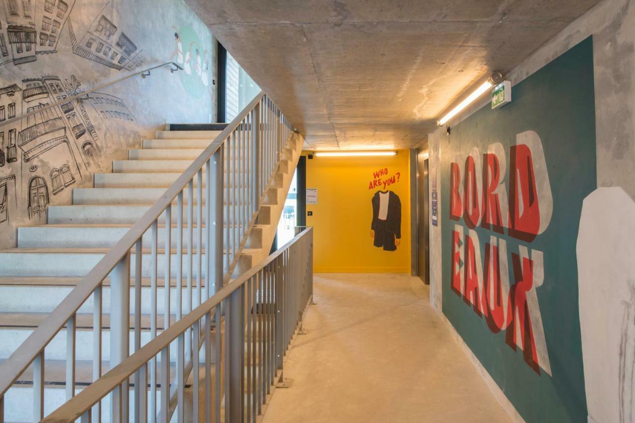 Отель Eklo Bordeaux Centre Bastide Экстерьер фото