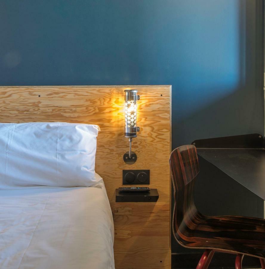 Отель Eklo Bordeaux Centre Bastide Экстерьер фото